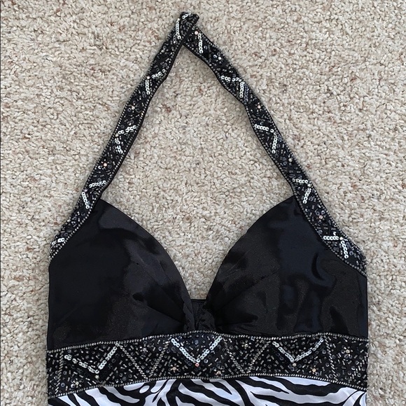 🦓 Zebra Prom Dress - Picture 3 of 8